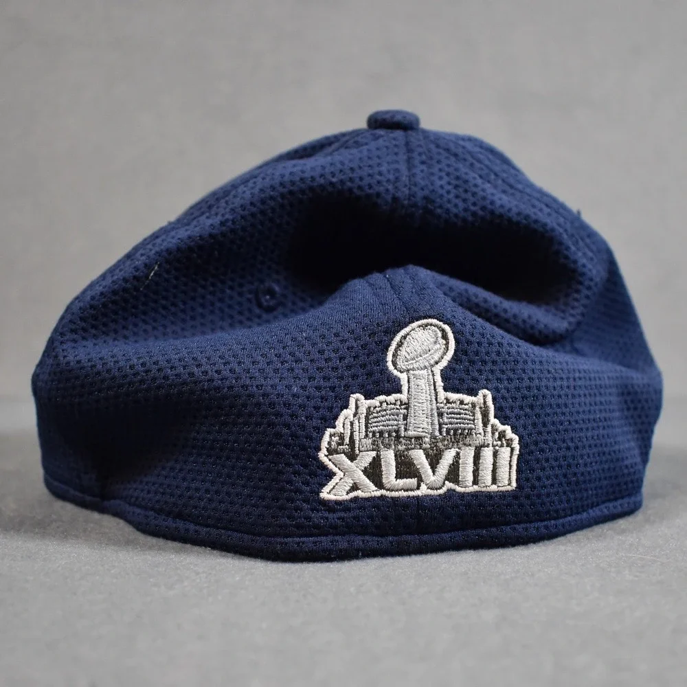 Seattle Seahawks New Era Fitted M-L 2014‎ Super Bowl Champions Hat Green Blue